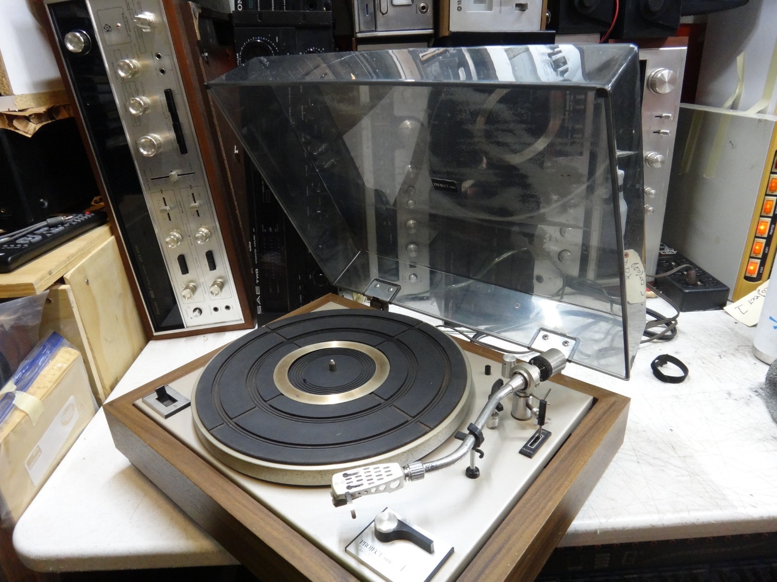 VINTAGE PROJECT/ONE MODEL DR-11A TURNTABLE