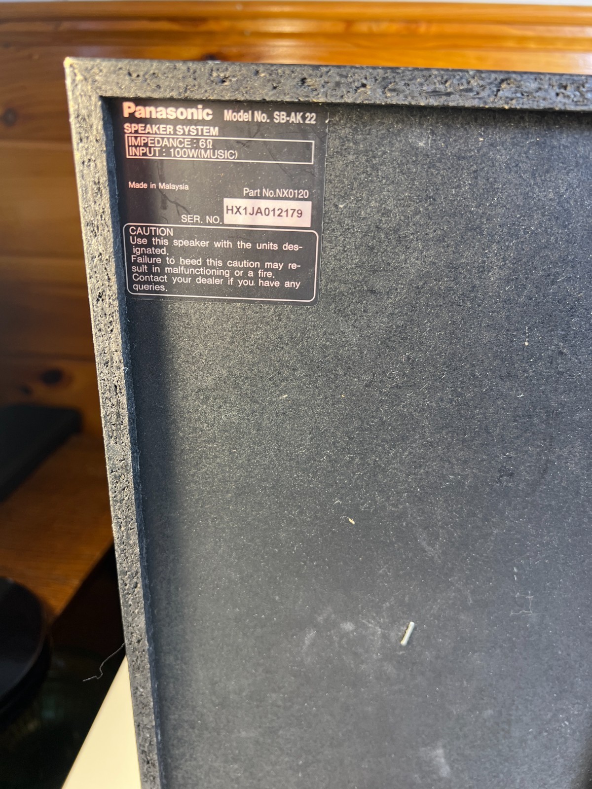 Vintage Pair Panasonic SB-AK22 Bookshelf Speakers Pair 2-Way 6 ohms Raw Wire