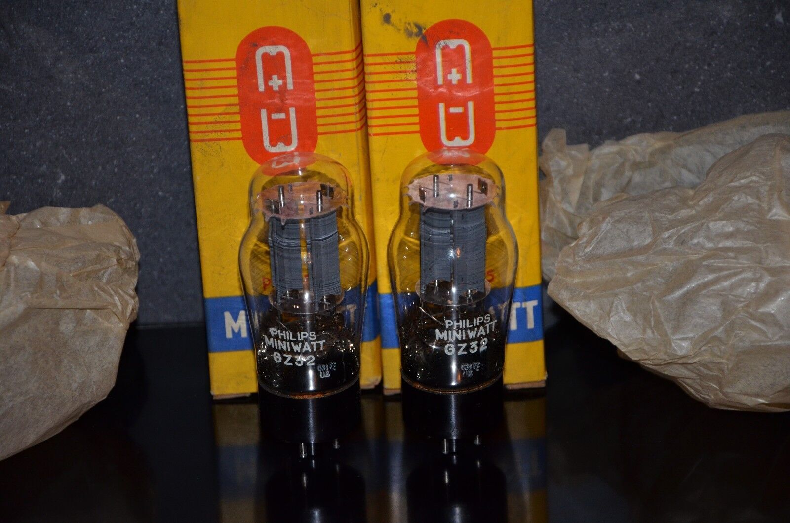 GZ32 Philips 5V4G NOS NIB Rare DD Getter rectifier Hi end tube audio amplifiers