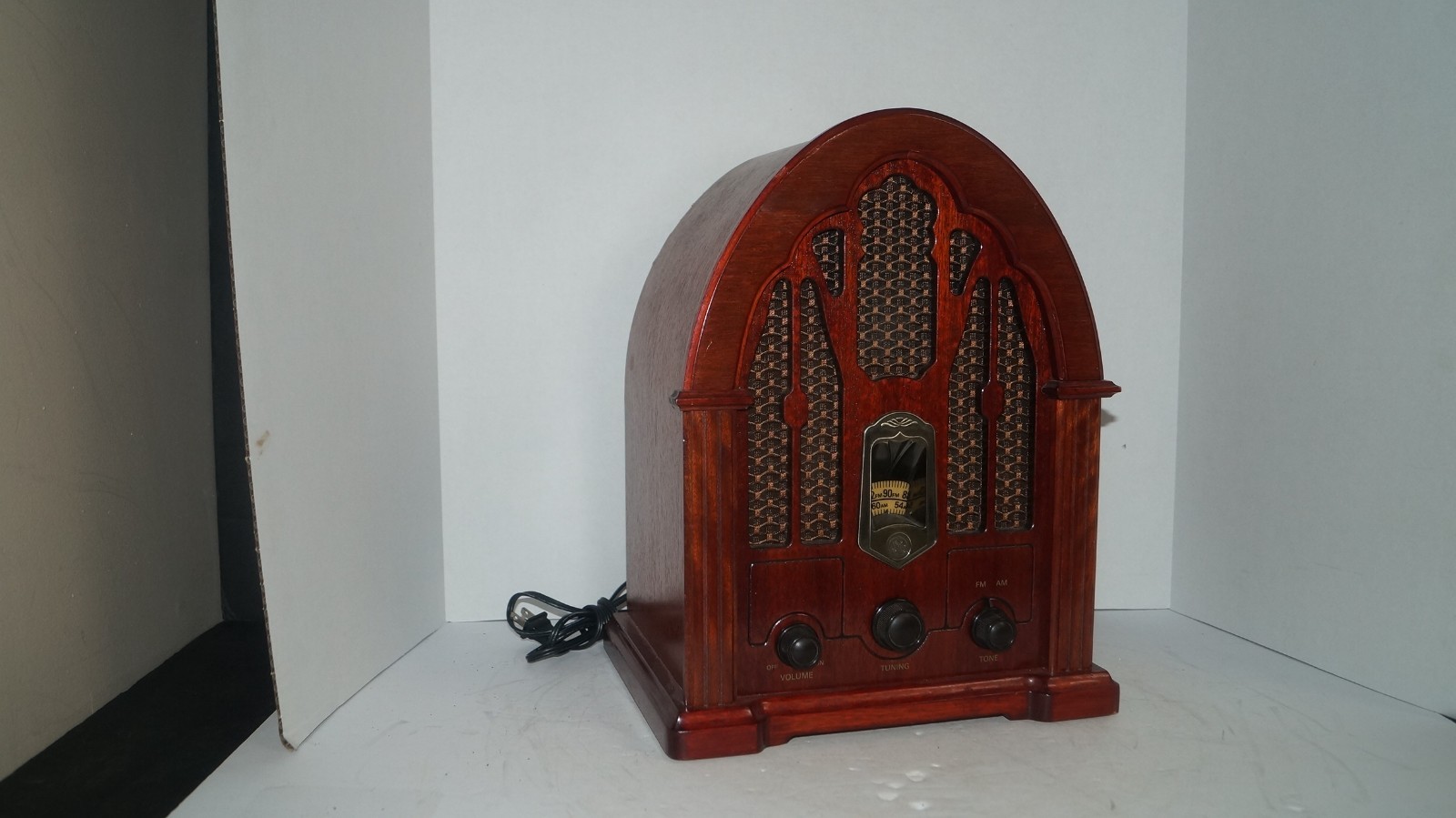 Vintage GE General Electric AM FM Wood Table Radio Model No. 7-4100JA -VERY NICE