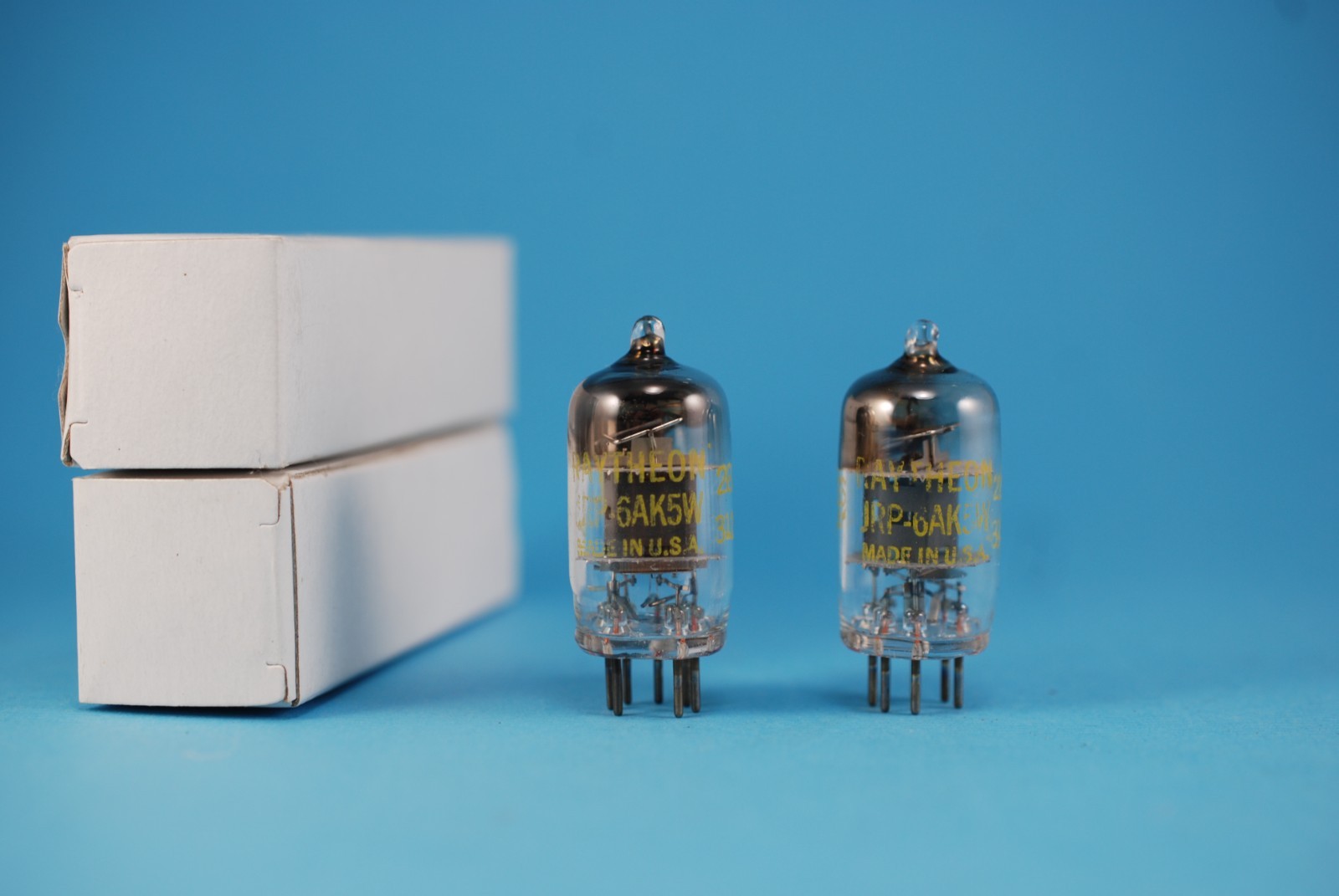2x Raytheon 6AK5W Tested Vacuum Pentode Tubes 5654 6096 CV4010 M8100 CV850