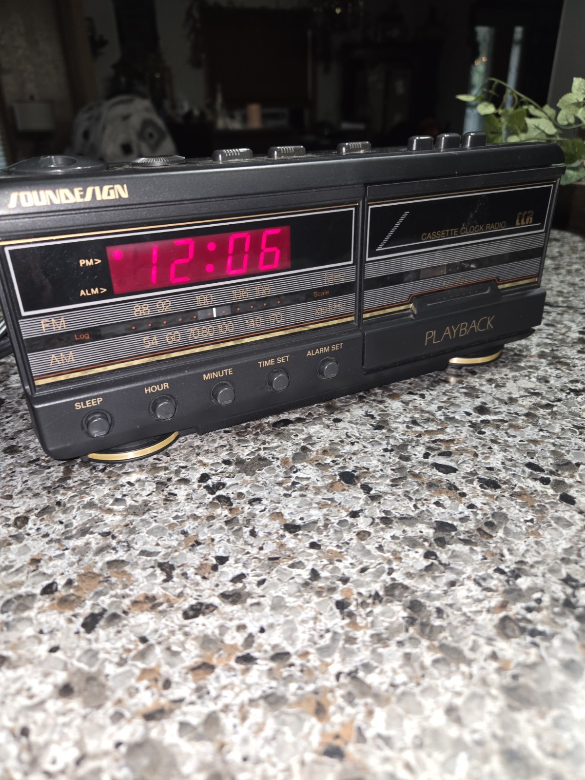 Vintage 1980’s Sound Design Alarm Clock Radio Cassette Player 3827CBK AM / FM
