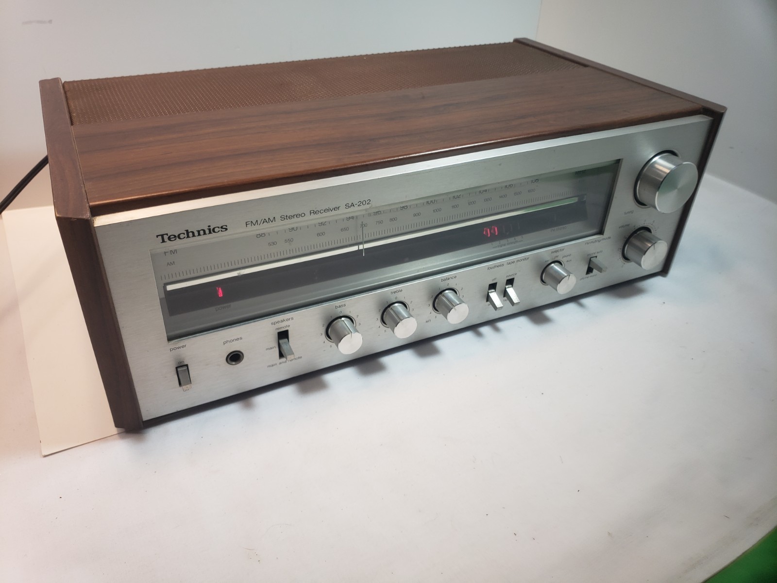 Technics SA-202 Solid State AM/FM Stereo Receiver Tested Working