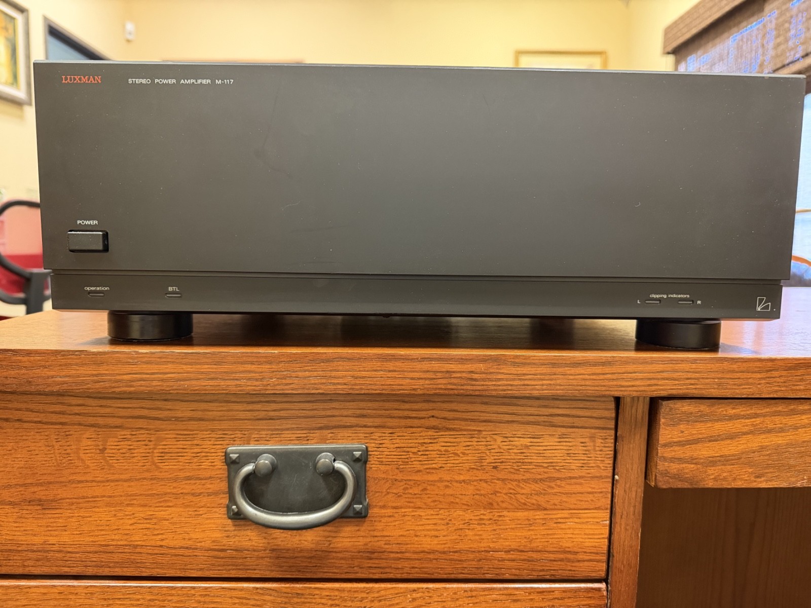 LUXMAN M-117 Power Amplifier. 200WPC Stereo or 450W bridged Mono Very Nice!