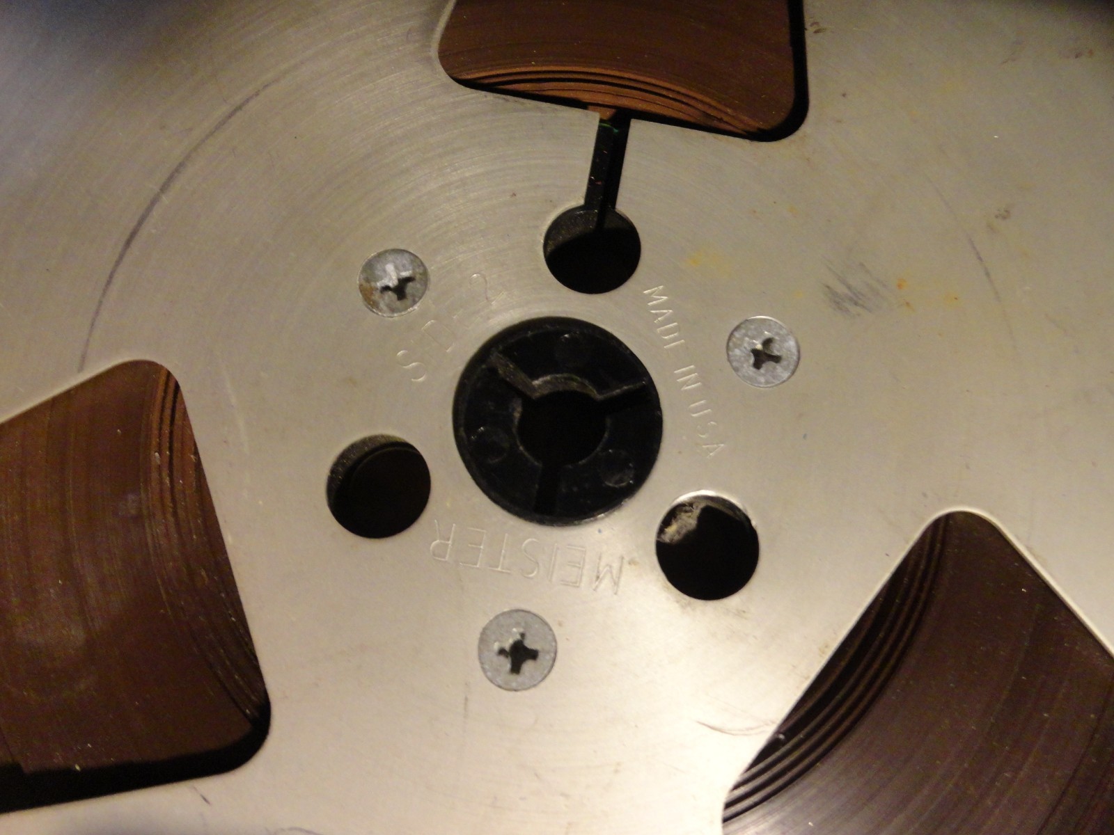 Metal 7″ Reel To Reel Recording Tape 1/4“ TAKE UP REEL w/ Music Unbranded