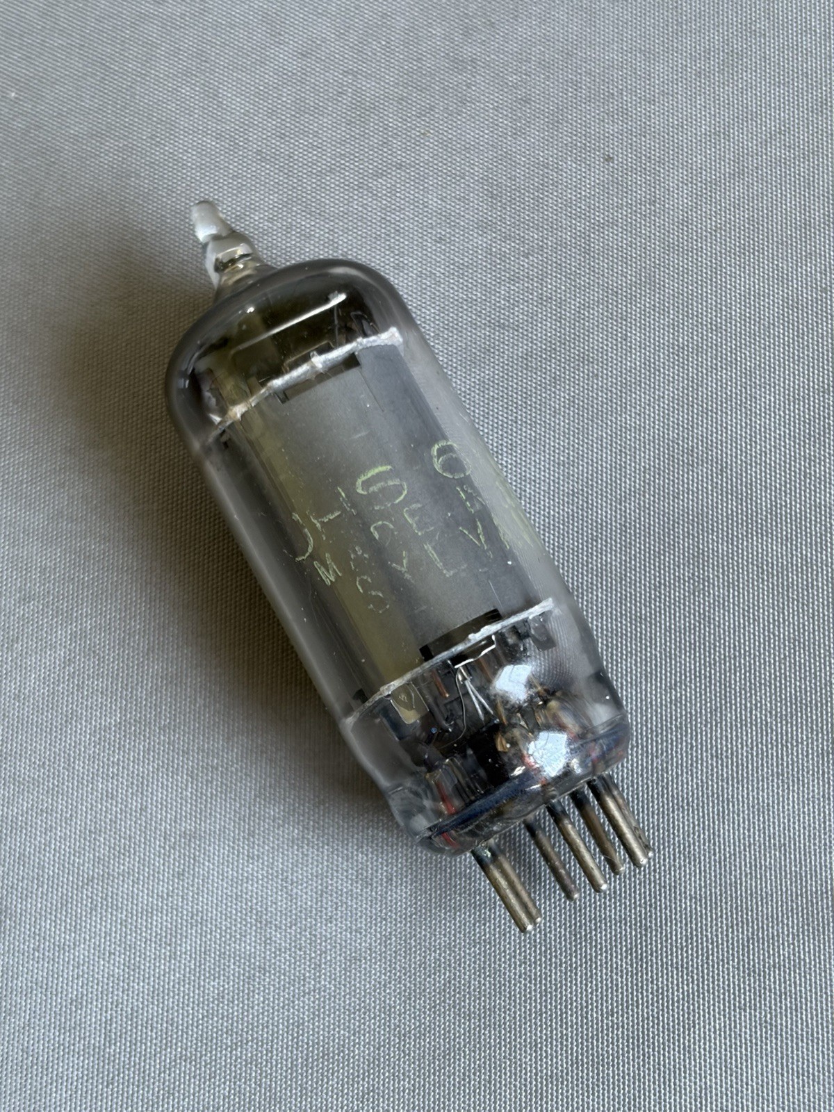 1950s JHS Sylvania 6AU6 tube Black Plate Mil Spec