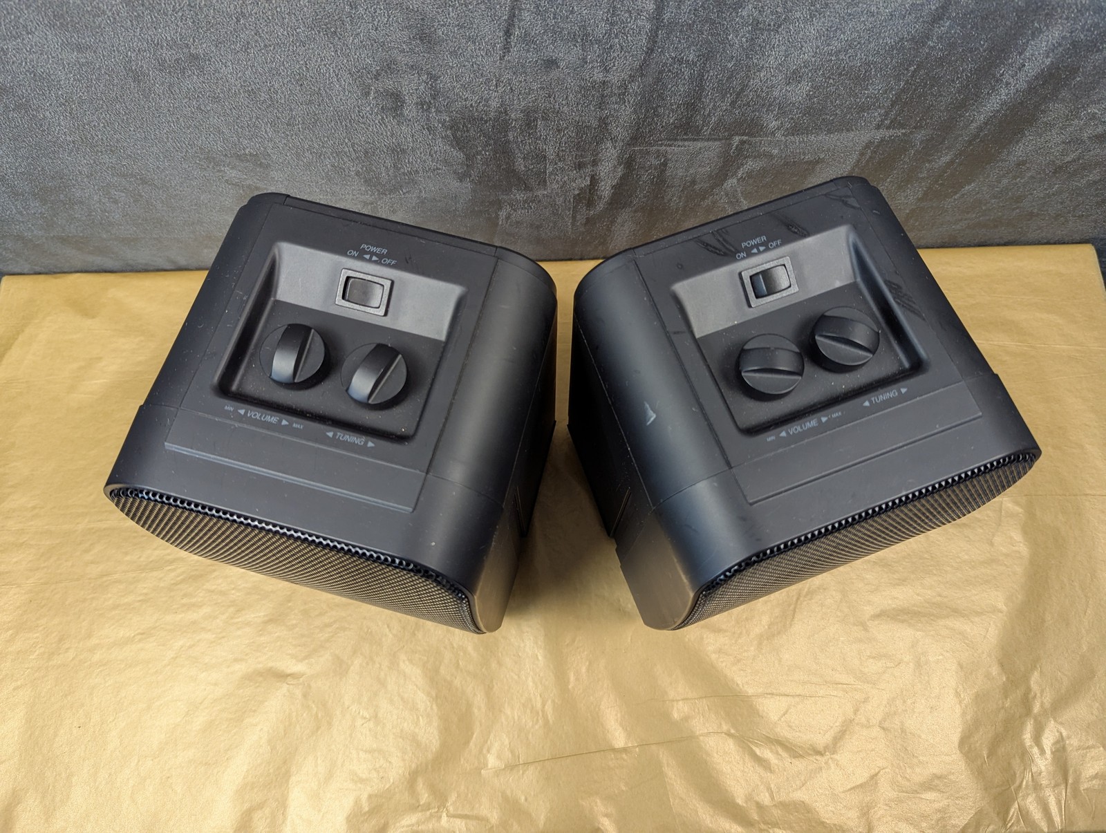 Vintage Zenith SpaceSound Speakers Pair CLV-A900R Adjustable Bass Mono Stereo