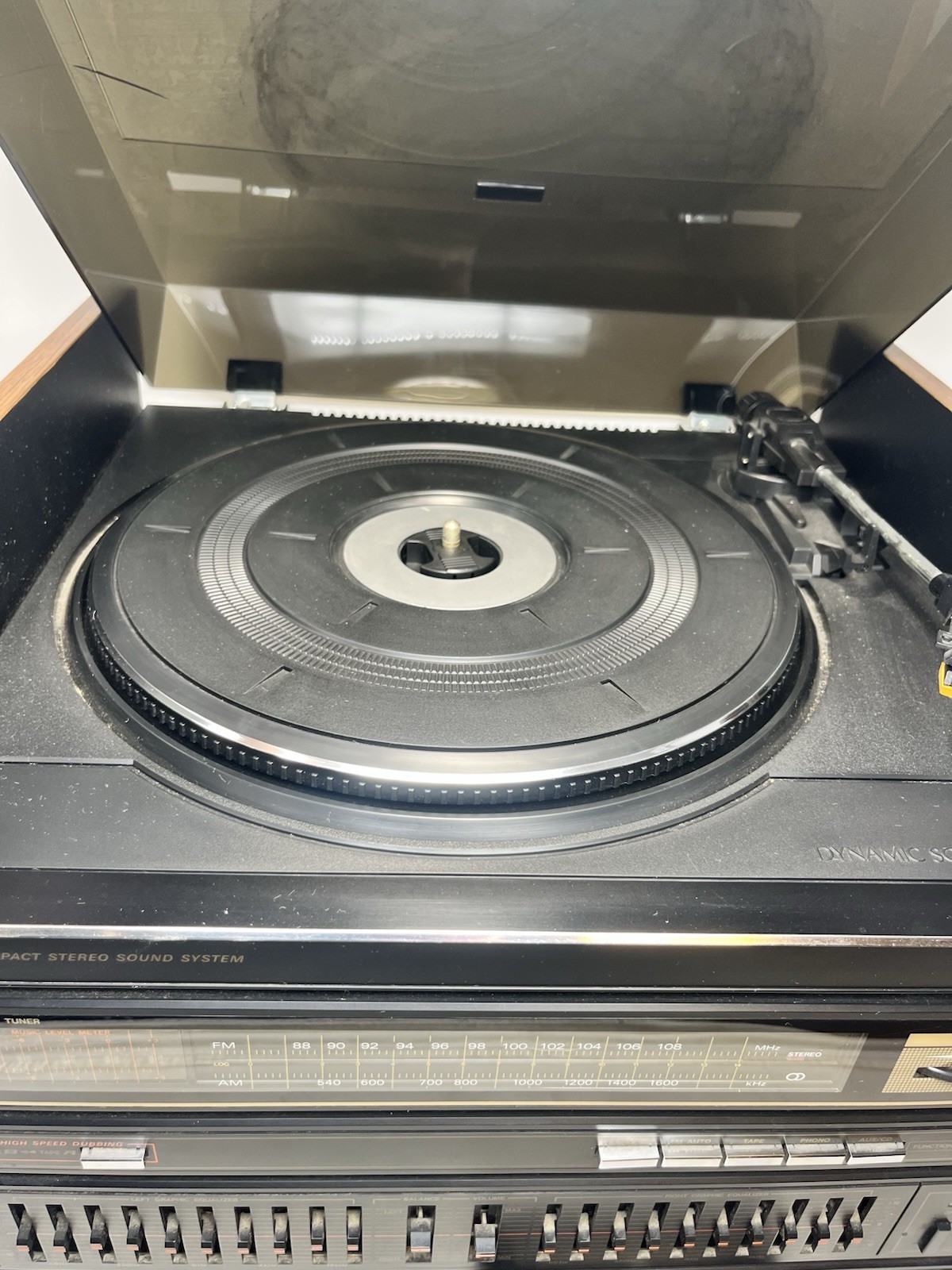 GE Compact Stereo System #11-1000 AM/FM Stereo 2 Cassette Phono Equalizer