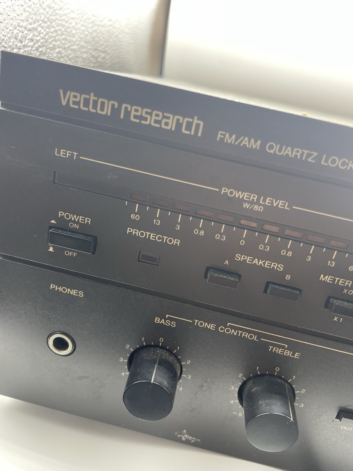 Vector Research VRX-8000 FM/AM Quartz Lock Stereo Receiver – Fully Tested