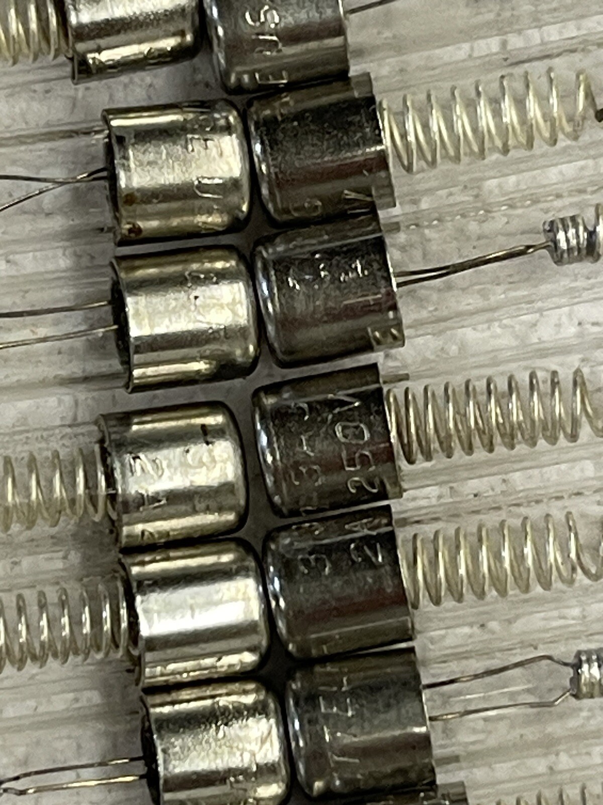 Lot of 5 Littelfuse Slo-Blo 2 Amp 250VA 3AG Glass Body Fuses NOS Guitar Amp