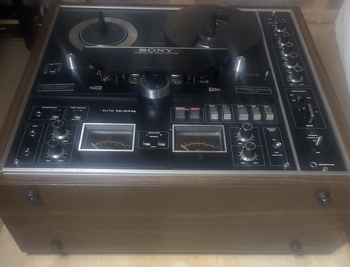SONY TC-730 REEL- TO-REEL BI-DIRECTIONAL TAPE RECORDER TESTED W/ ACCESSORIES