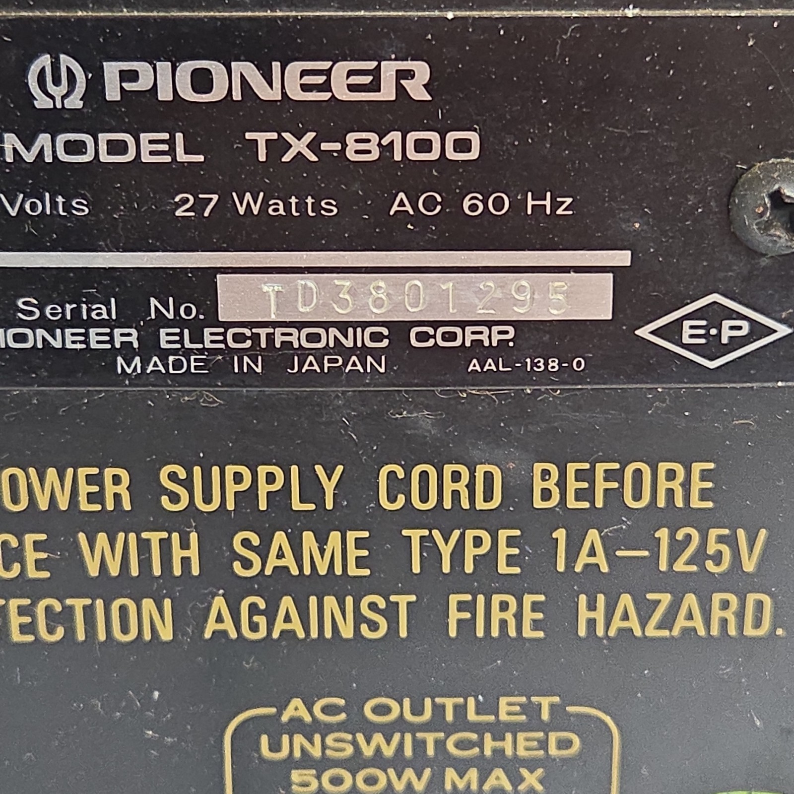 Pioneer TX‑8100– Vintage FM/AM Tuner – Twsted And Working