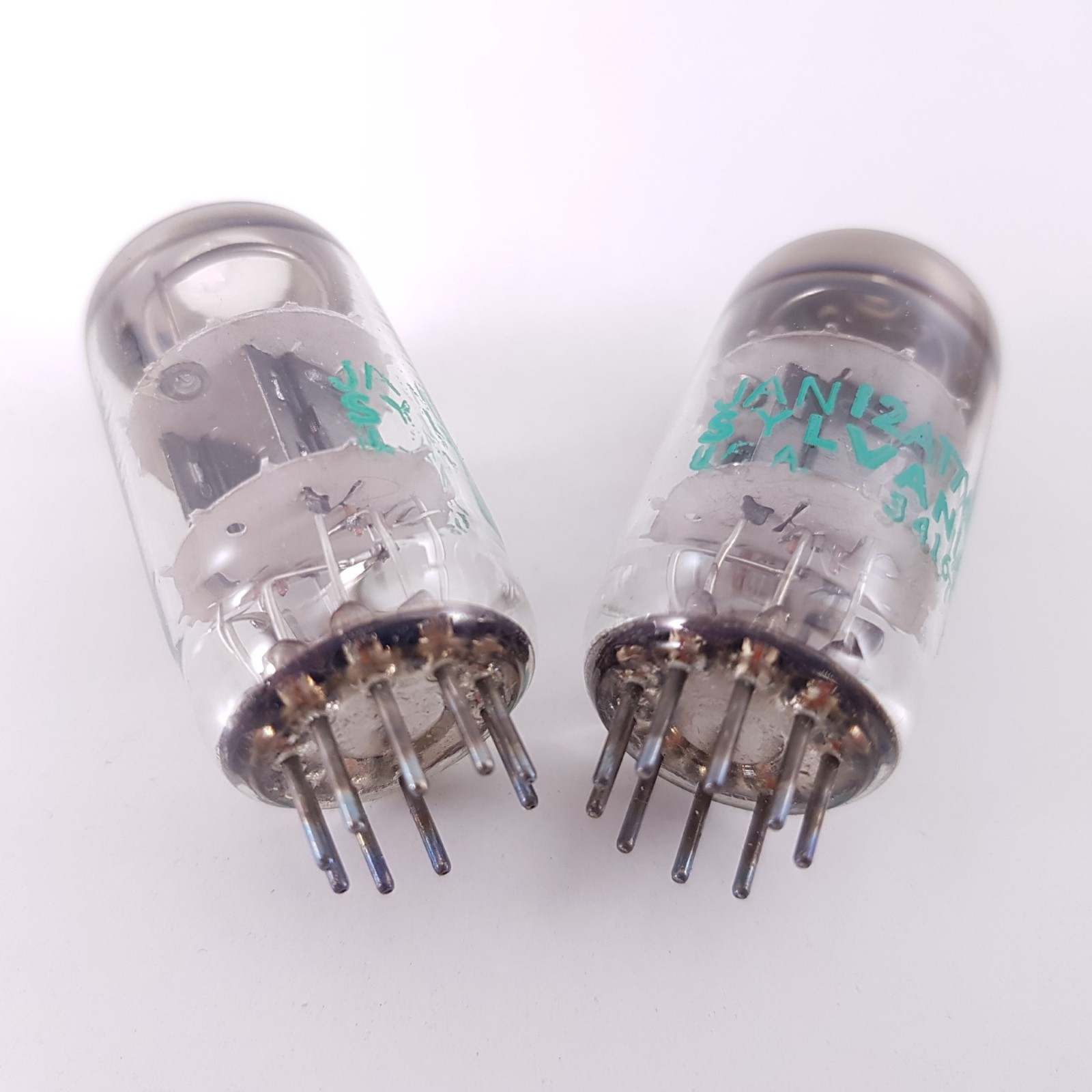 2 X 12AT7WC SYLVANIA TUBE. 1970s PROD. BLACK PLATES. MATCHED PAIR. 6. CH98