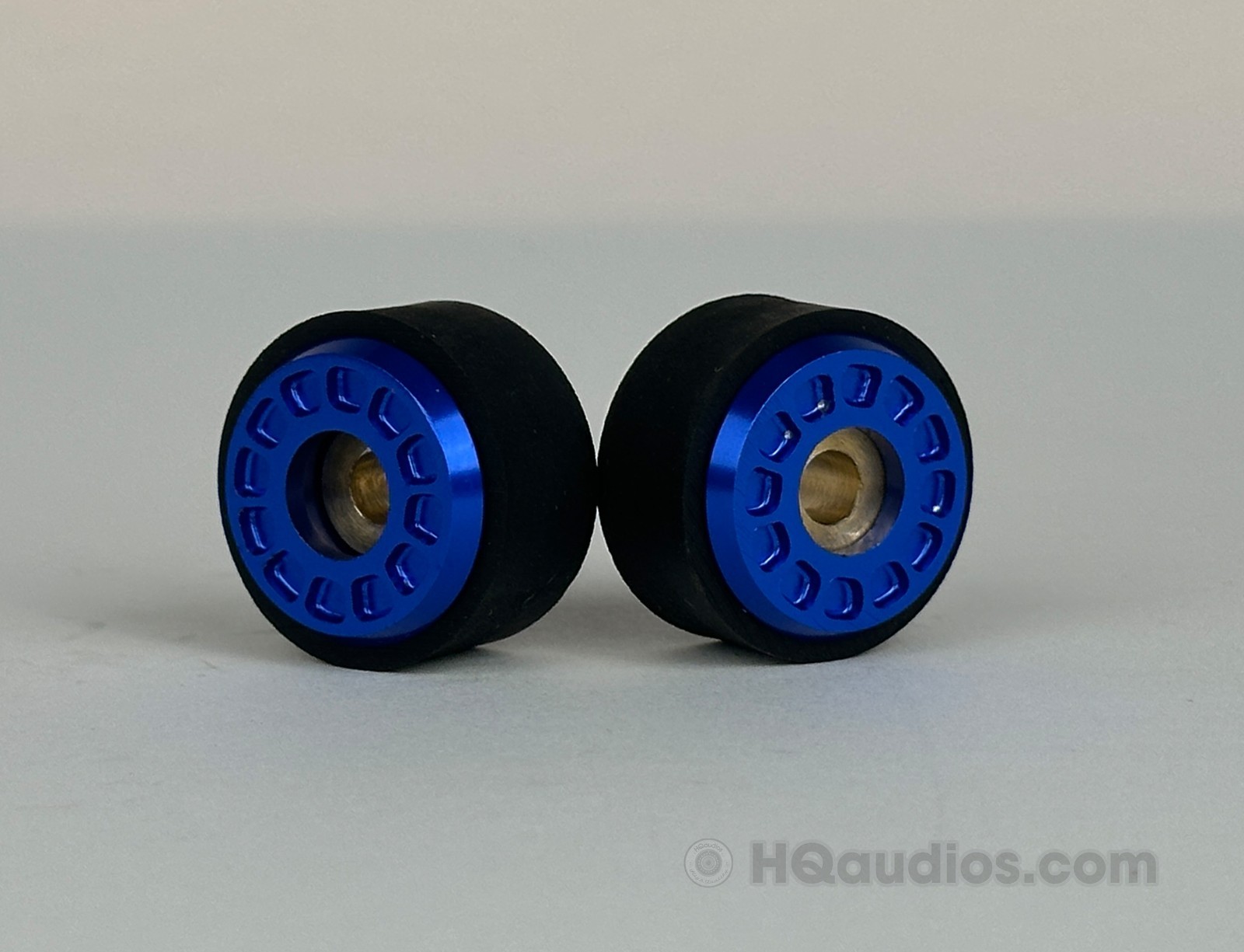 Pioneer RT-909 Pinch Roller (Single)–Blue Color–1 year warranty