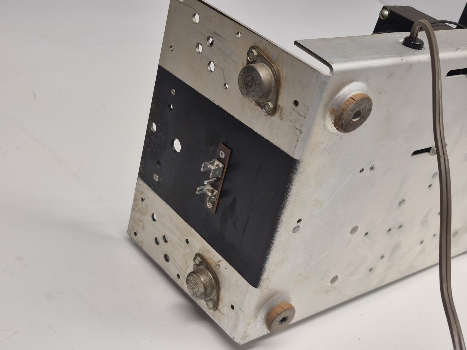 Vintage Amplifier Chassis Console Radio