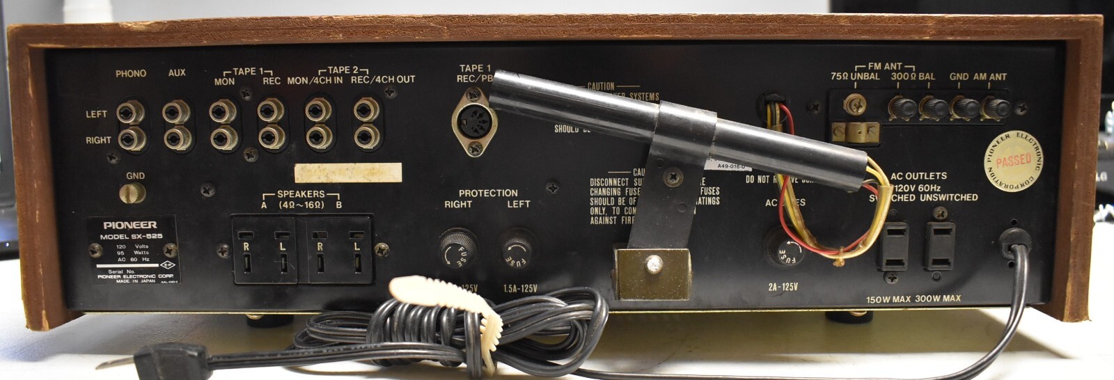 Vintage Pioneer Stereo Receiver Model SX-525