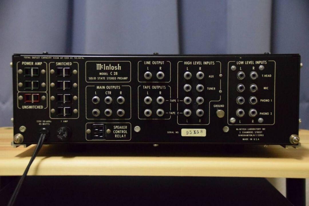 Mcintosh C28 Preamplifier