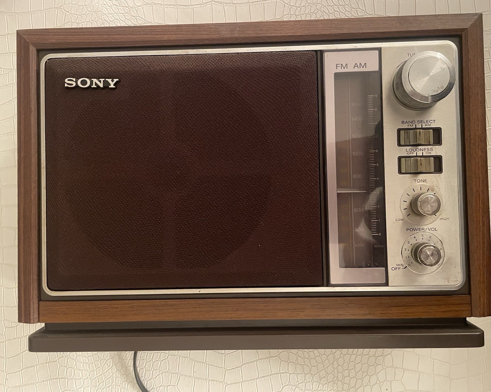 VTG Vintage 1980s SONY ICF-9740W AM/FM Tabletop Radio Wood TESTED WORKS