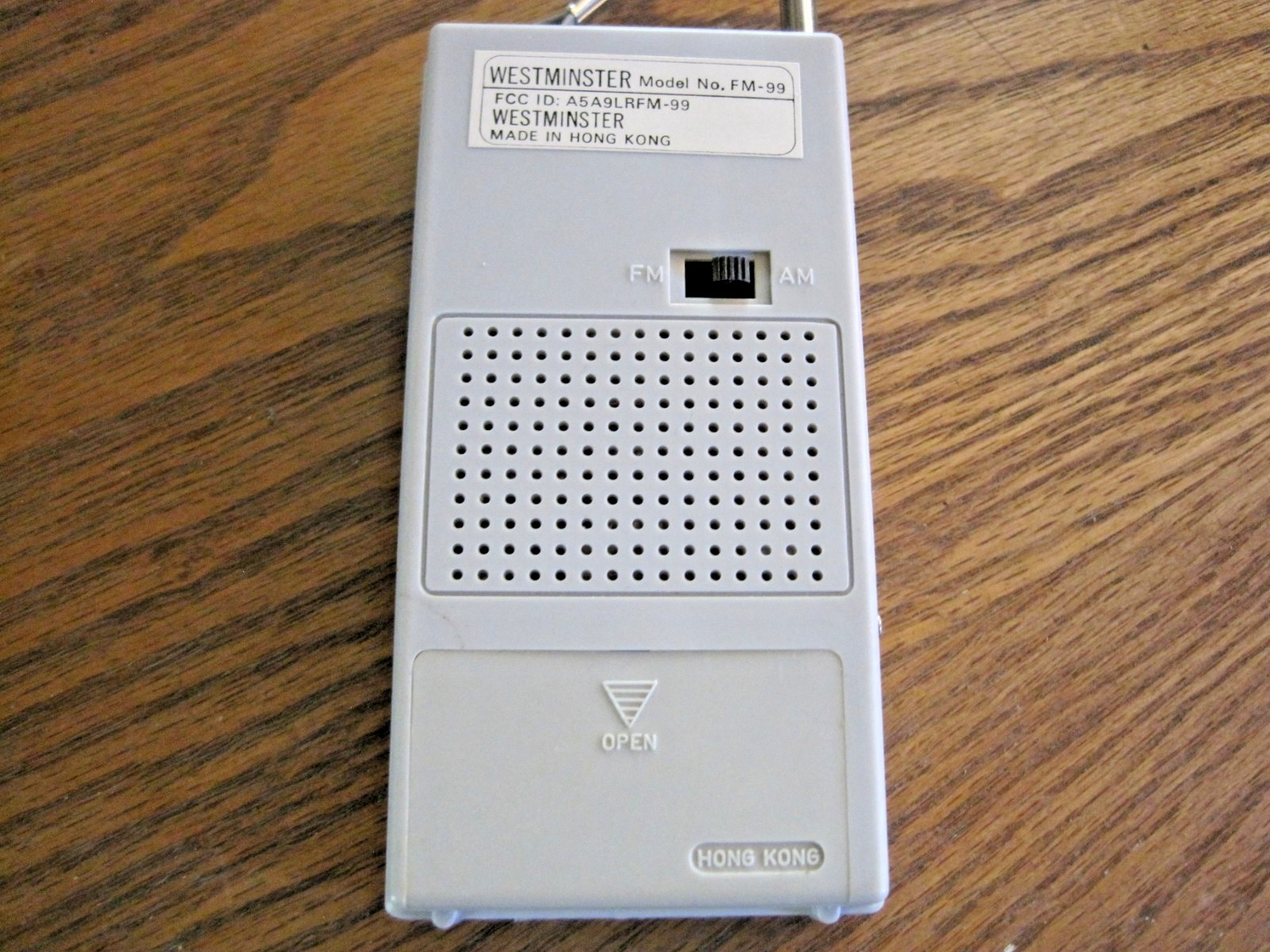 Vintage Westminster 2-Band Receiver Model No. FM-99 FM/AM Portable Radio Works