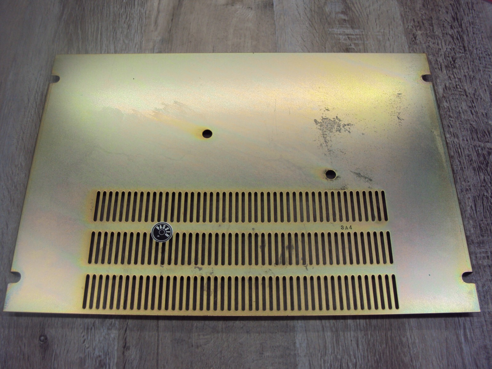 Realistic STA-80 Receiver Bottom Panel V G Condition Tested Parting Out STA80