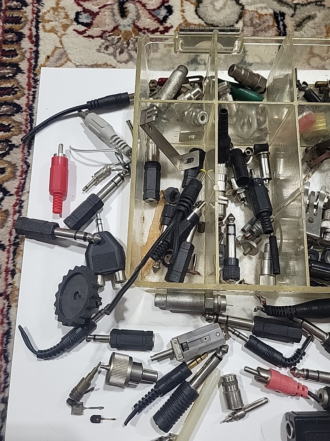 Huge Vintage Audio Adapter Connector Parts Lot RCA 1/4” Ham Radio Electronics