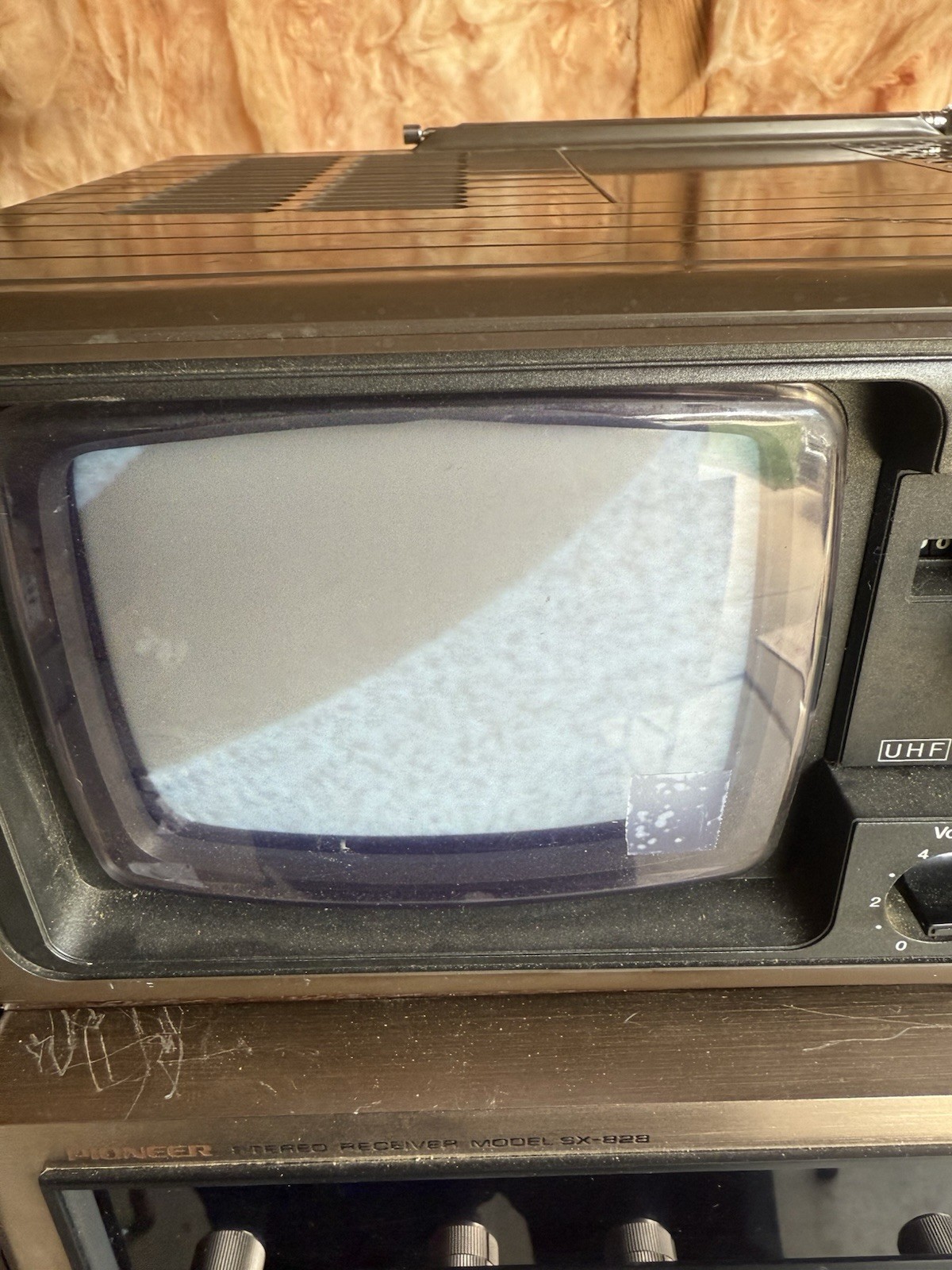 VTG Panasonic TR-515 Solid State 1976 Portable VHF/UHF Television