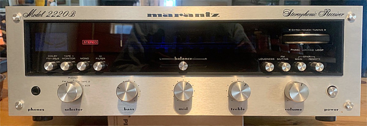 Marantz 2220B Receiver – working unit