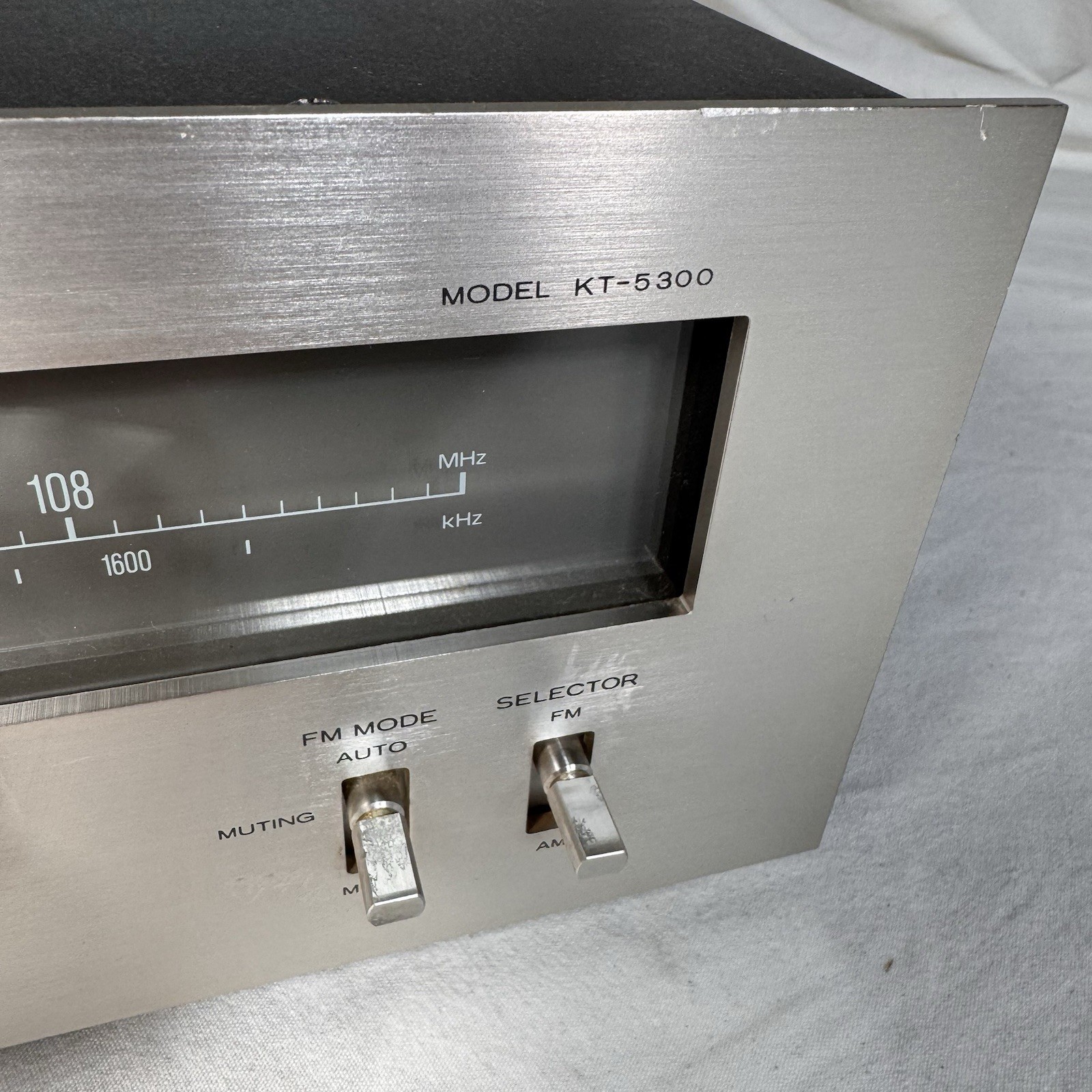 Vintage Kenwood KT-5300 AM / FM Stereo Tuner Silver Made In Japan ~ TESTED