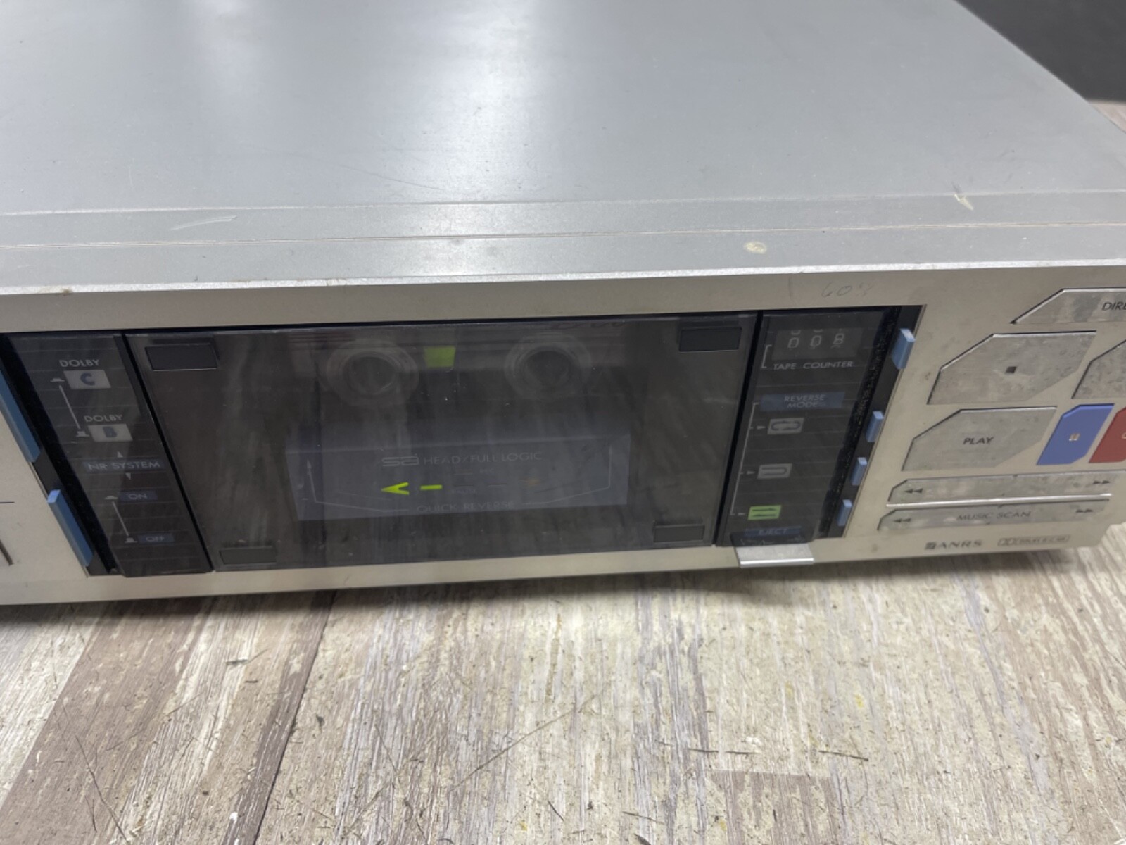 JVC KD-V44J STERO CASSETET DECK , TESTED NICE