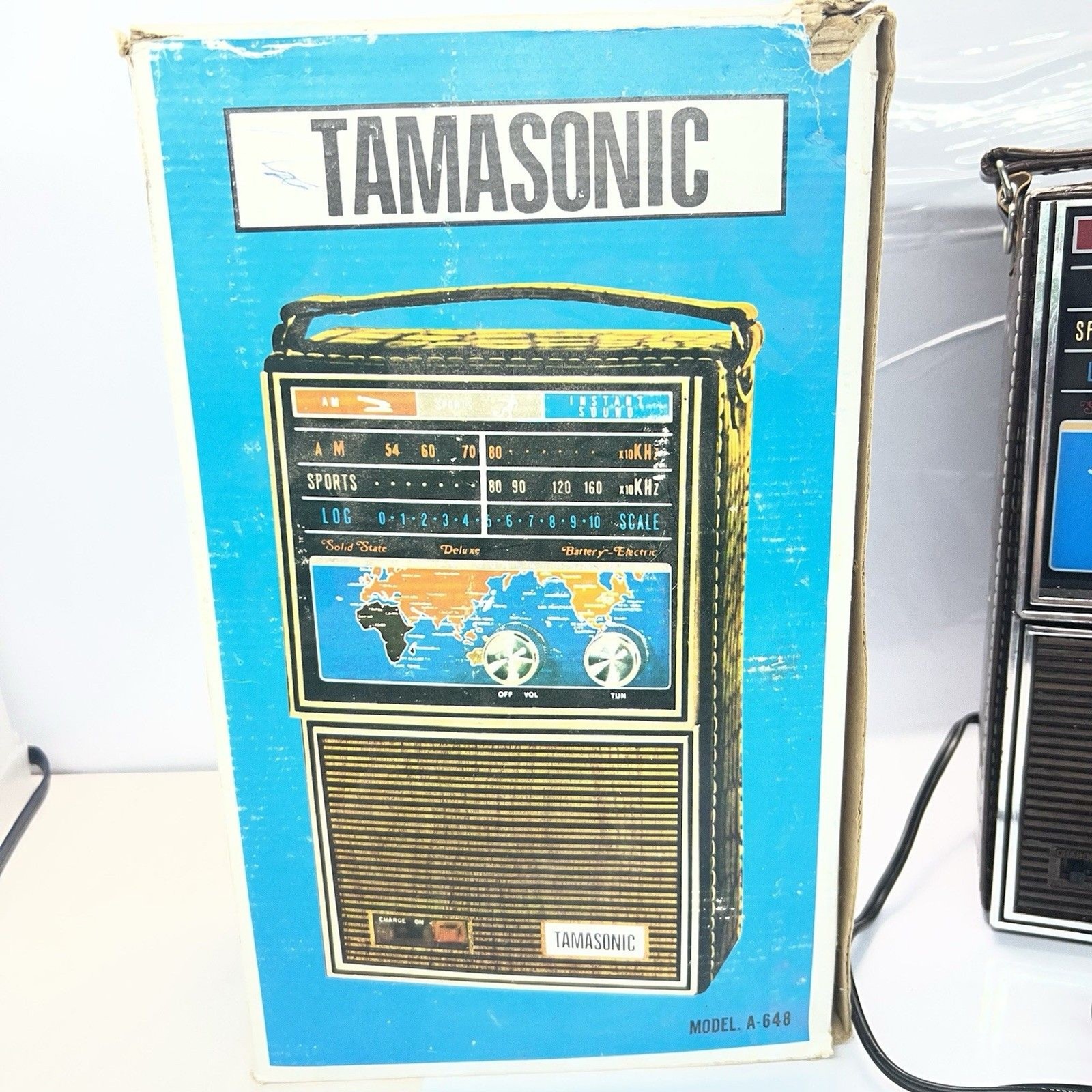 NEW in BOX-RARE 1960s Tamasonic Multi Band AM Sport Radio- AC Adapter/Battery-