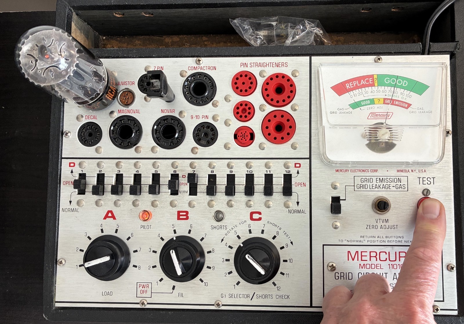 RCA 6L6GC – 100% MATCH – Quad Black Plates 1963, 1963, 1966, 1966, Grade A