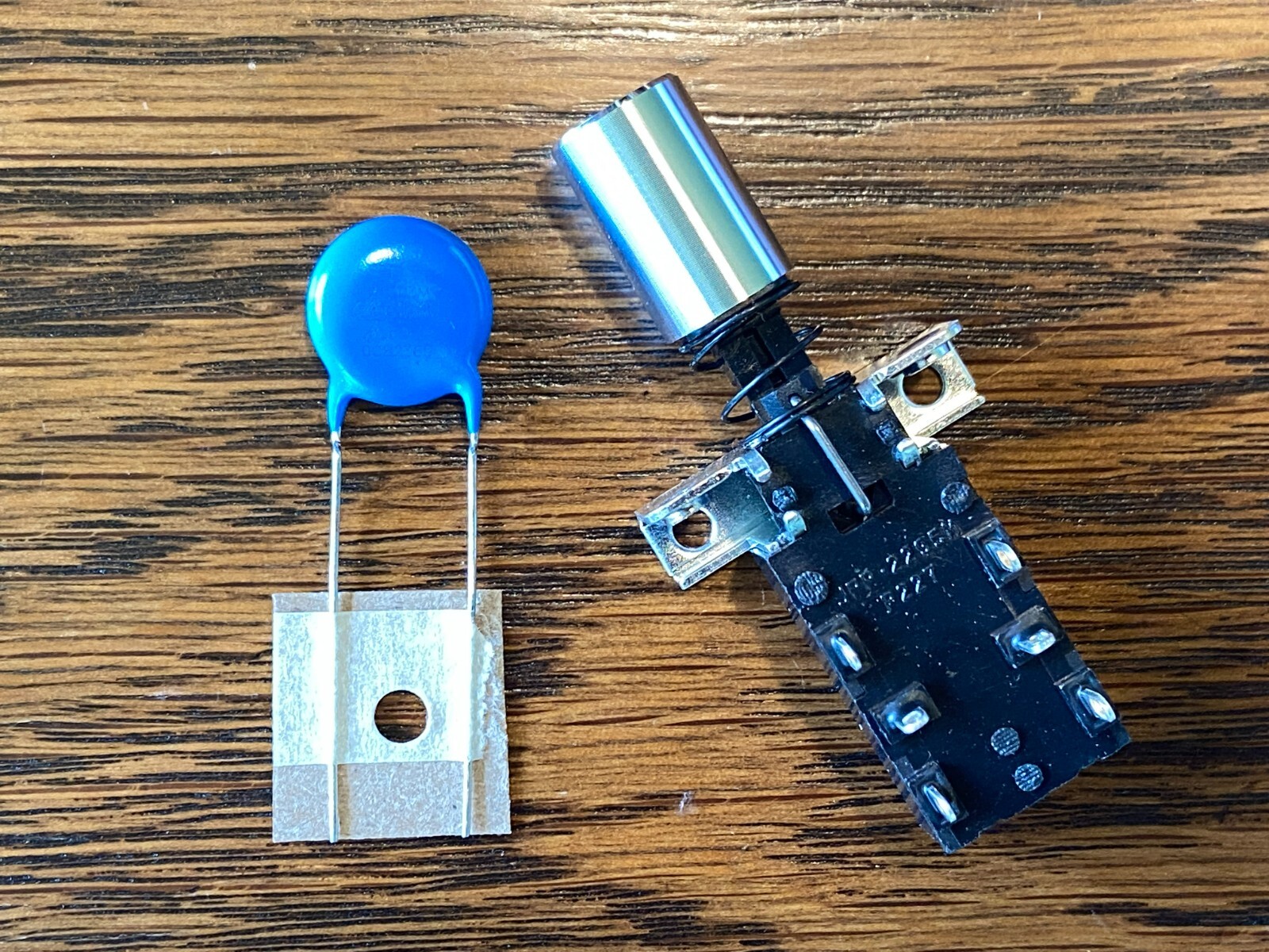 New Marantz Power Switch, Knob, & Snubber Cap 2220B 2225 2230 2230B 2235 2235B