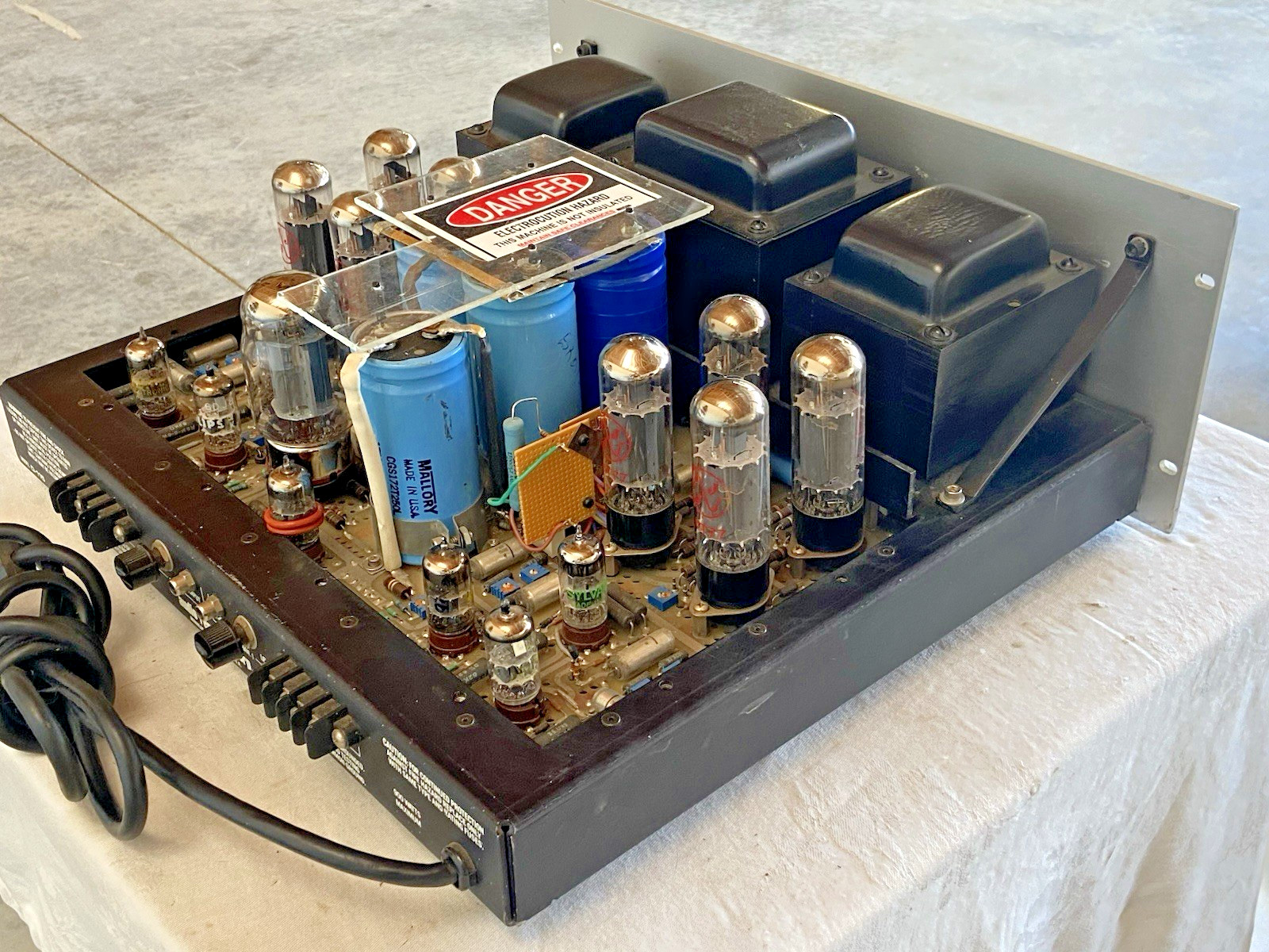 Audio Research D-115 Power Amplifier