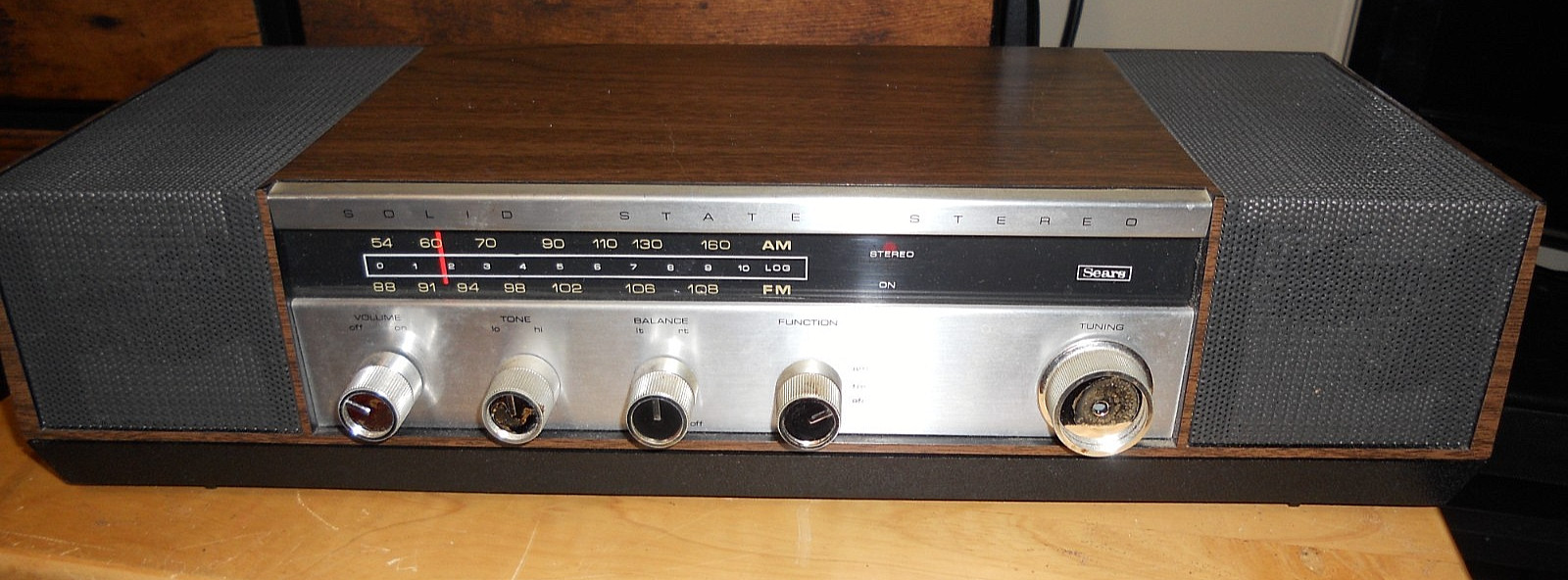 Vintage Sears Silvertone Solid State AM/FM Radio – Transistor…. Tested/Works..