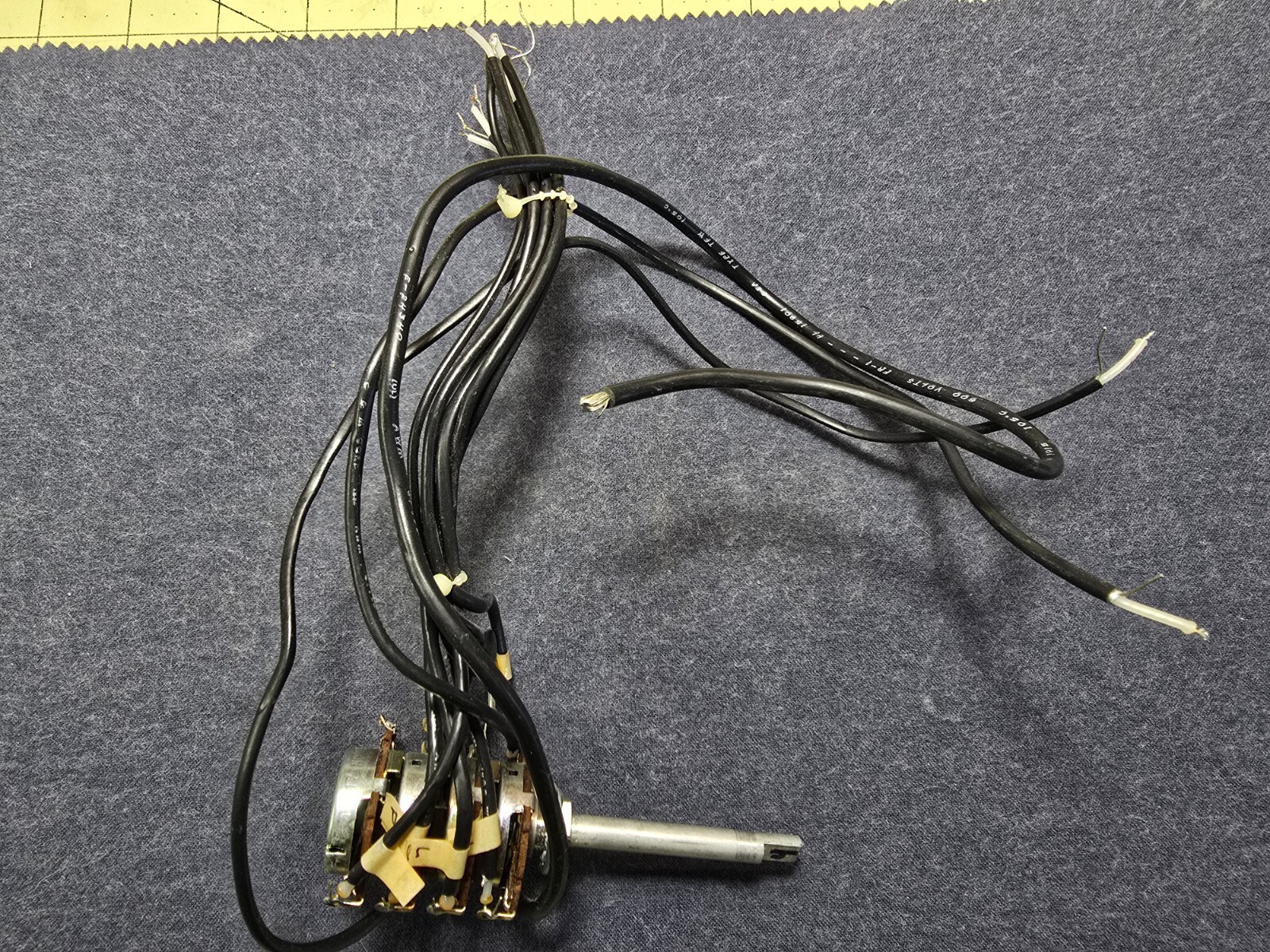 Heathkit AR-1515 Receiver Parts -Volume Control Potentiometer