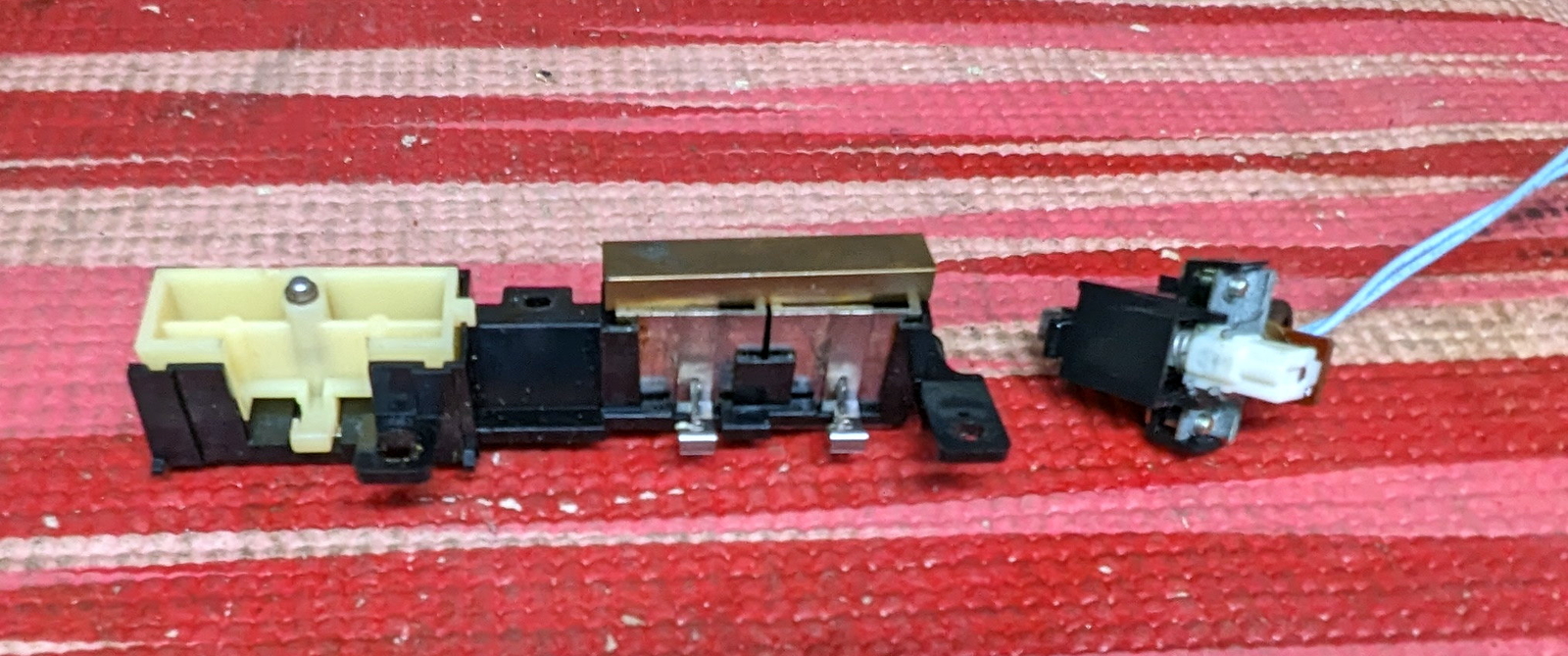 Button set / power switch from Technics SL-Q2 turntable