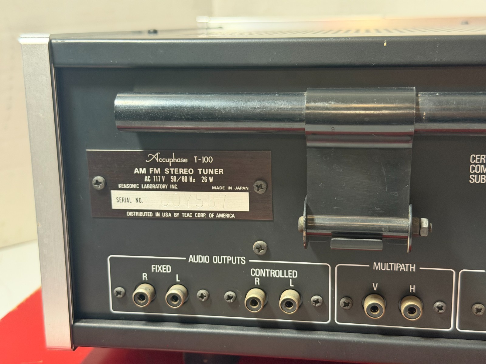 Accuphase T-100 AM FM Stereo Tuner 26W Kensonic Laboratory Japan-READ!!!!