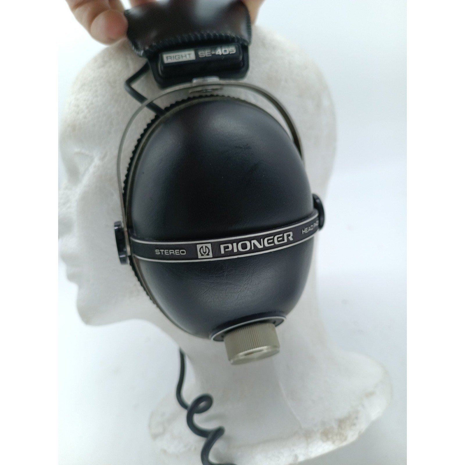 Vintage Pioneer SE-405 Stereo Headphones Black Silver Japan 1/4 Jack WORKS! r3
