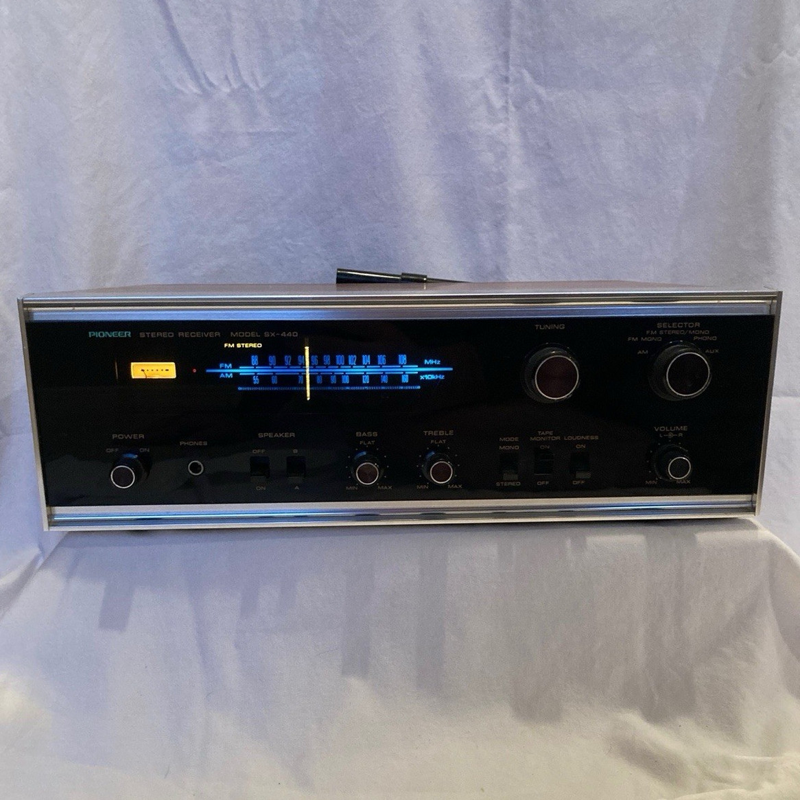 Pioneer SX-440 Stereo Receiver AM/FM Radio Model with Wood Case Cabinet