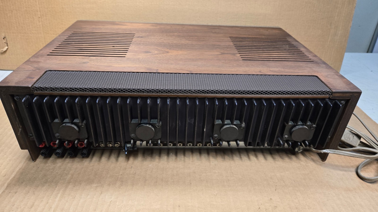 Heathkit AR-1500 Vintage Stereo Receiver Very Clean – Works – Radio Does Not