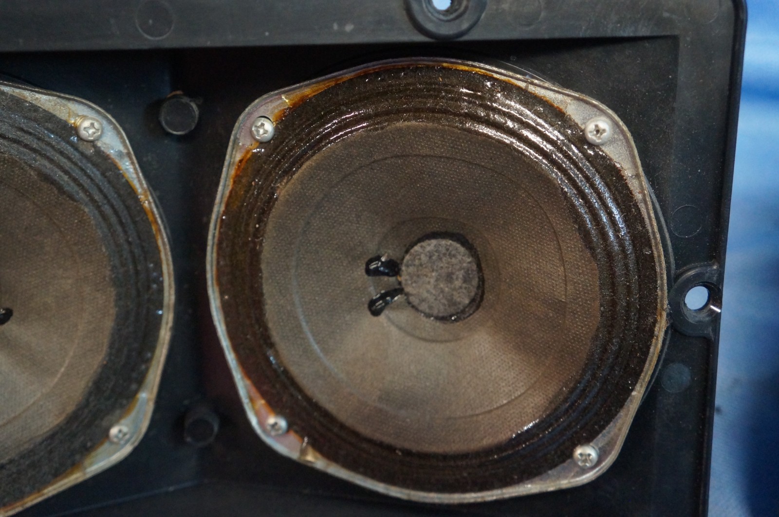 Pair Of Acoustic Research AR-2A Midranges In Mount