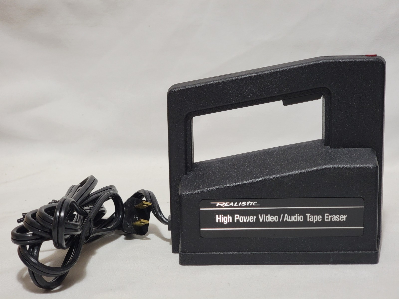 Radio Shack Realistic High-Power Video / Audio Tape Eraser # 44-233 vhs cassette
