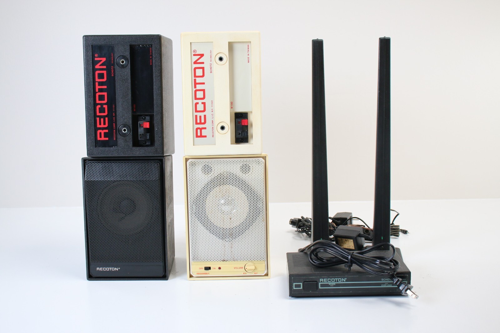 Vintage Recoton Speakers W100 Scholtz Technology