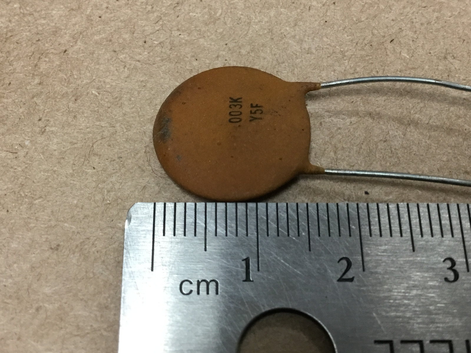 100 PCS Y55-332M .003uF Y5F DISC CAPACITOR