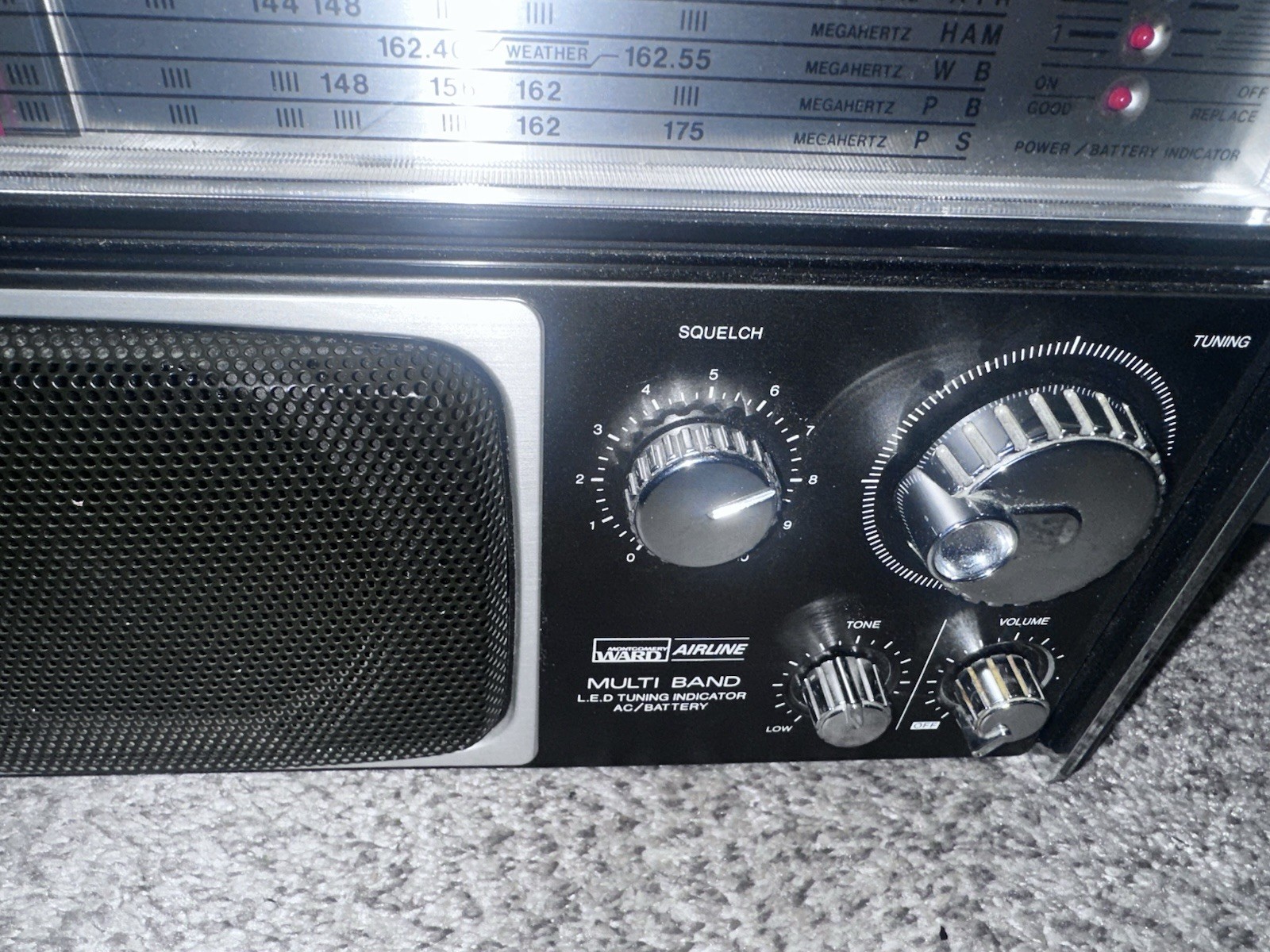 Montgomery Ward Airline Gen 1479A Multi 5 Band Radio TESTED With Power Cable!
