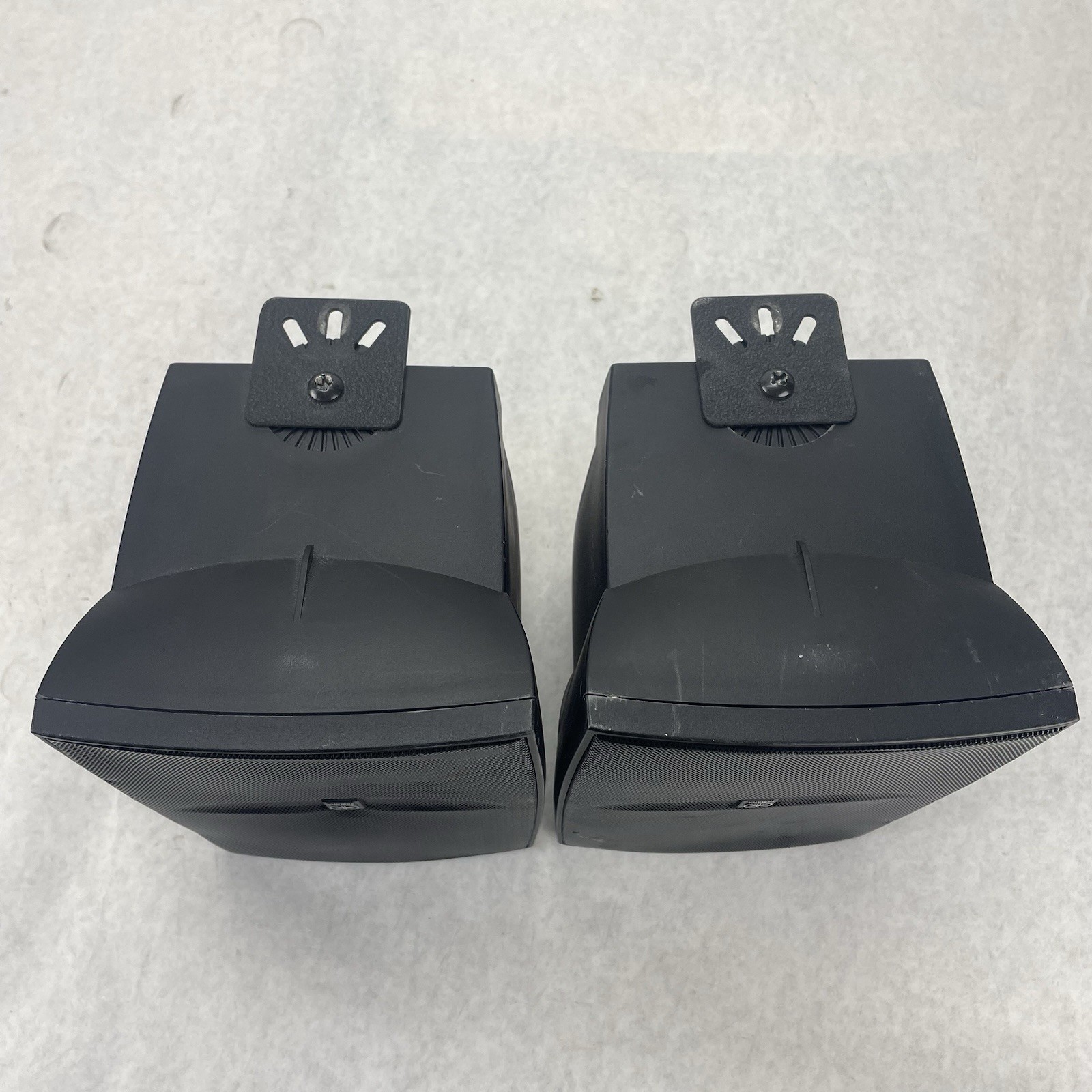 Pair Yamaha NS-AW1 Two-Way Indoor/Outdoor Black Speakers Tested