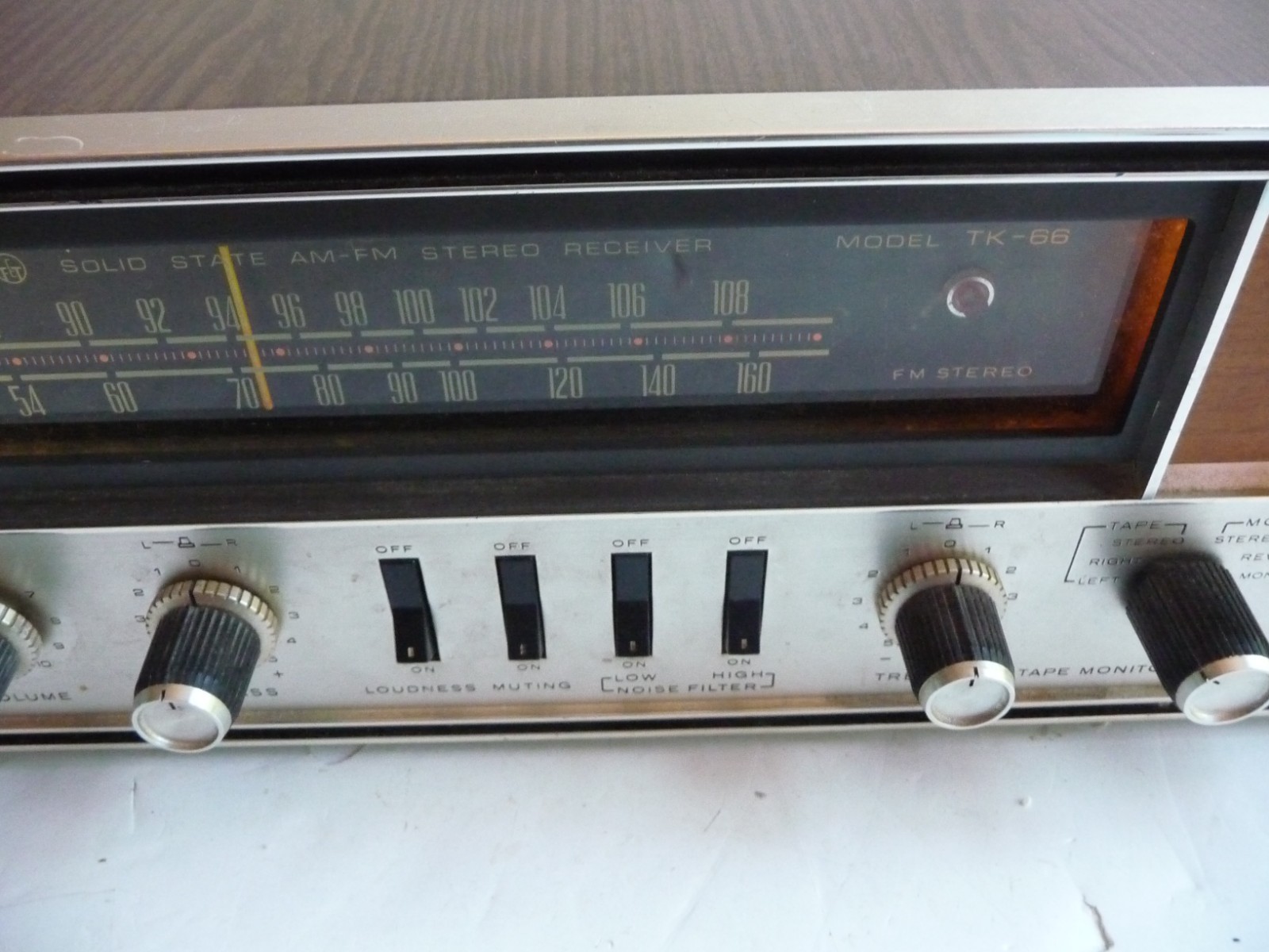 Kenwood TK-66 Vintage AM FM Stereo Receiver TK66 Audiophile Powers Up Untested
