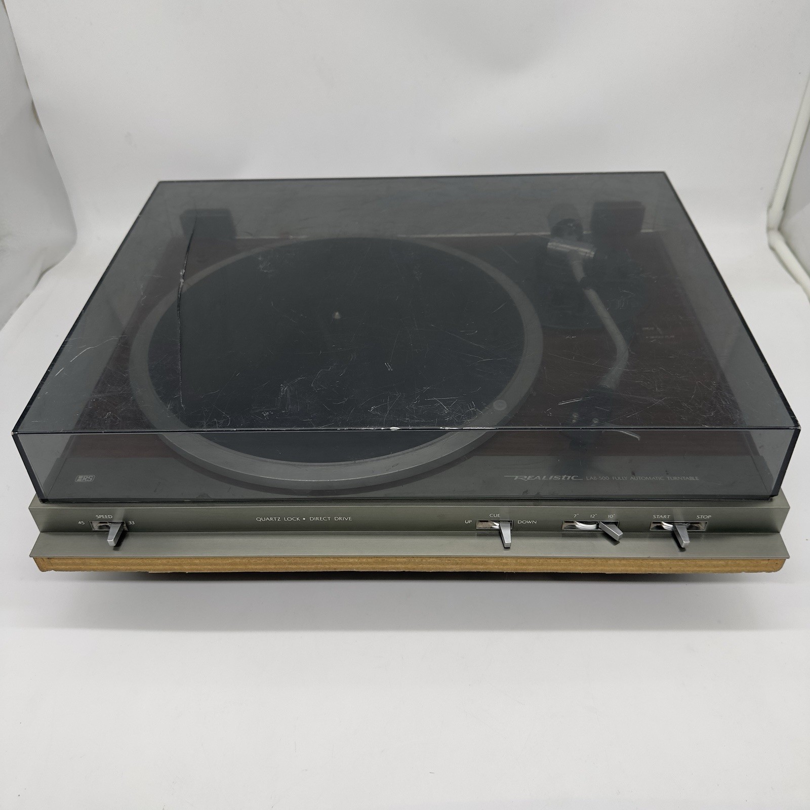 Realistic LAB-500 Fully Automatic Direct Drive Quartz Lock Turntable
