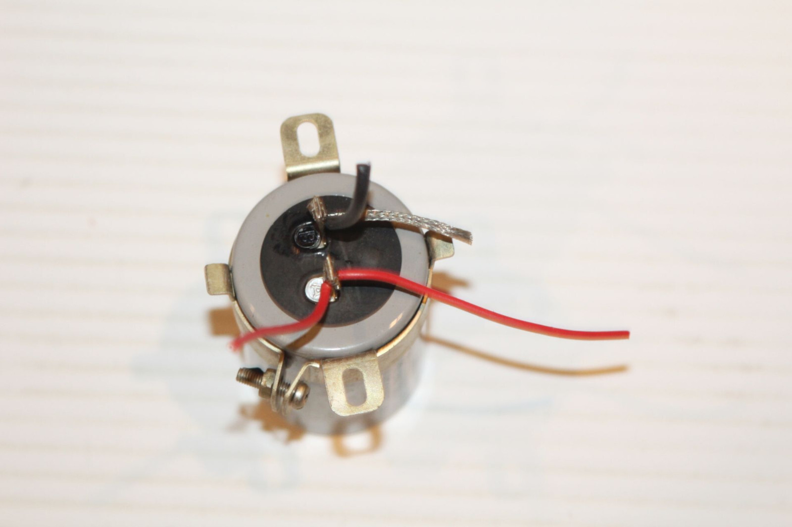 Vintage Realistic STA-80 Receiver Amp – OEM Filter Capacitor 63v 2200uf #CE62