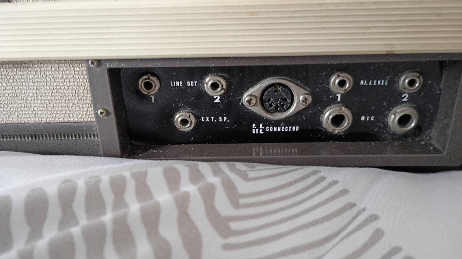 Vintage 1960s Sony Reel to Reel Tapecorder Model 464, Seems To Work, As Is Cond.
